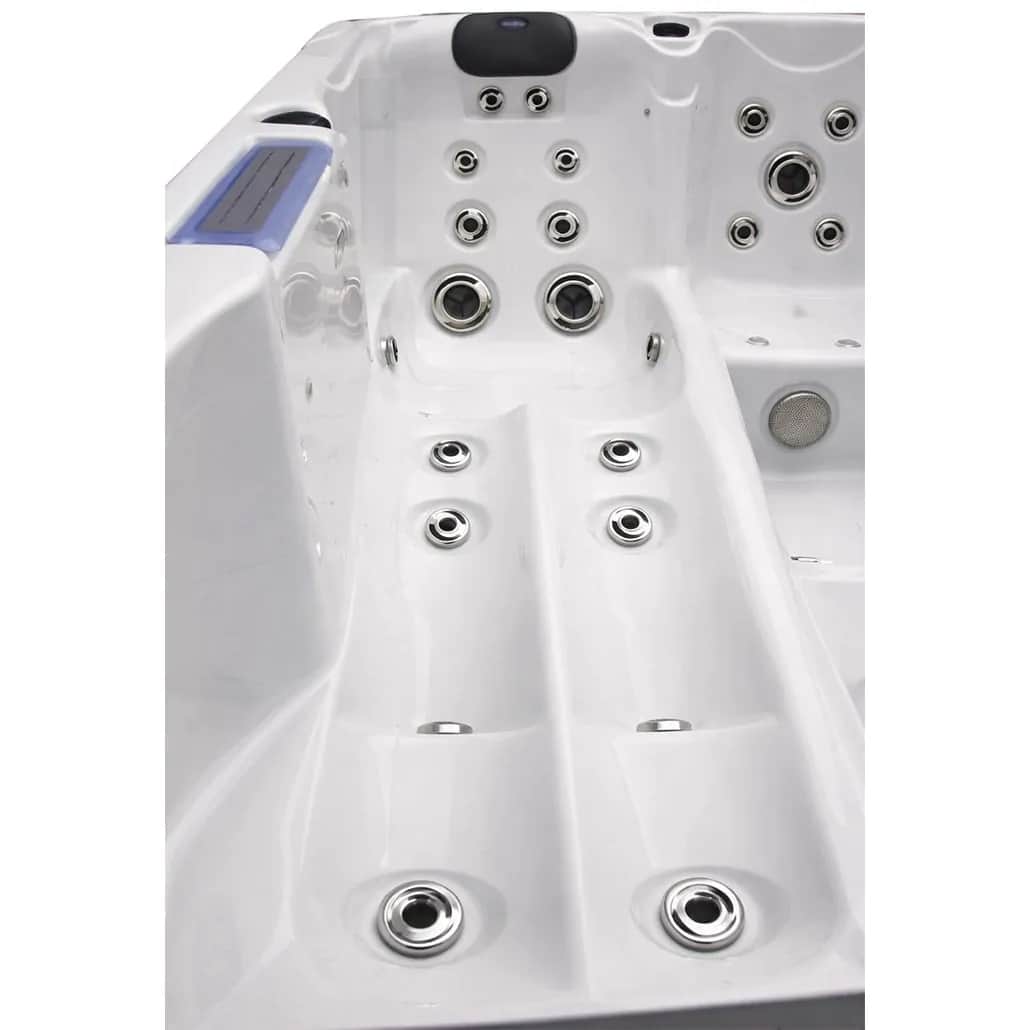 Aquajoy Santorini – Luxury Spa Pool with Hydromassage - Image 3